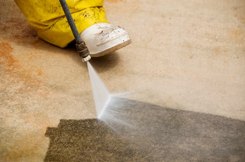 Top 5 Reasons to Maintain Your Driveway with Professional Driveway Washing Services